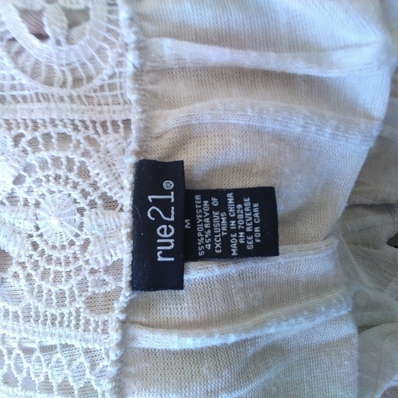 Rue 21 Lace Insert Cover Up Cream Size Medium - Picture 8 of 12